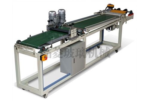 Roller type glass mosaic chip breaking machine